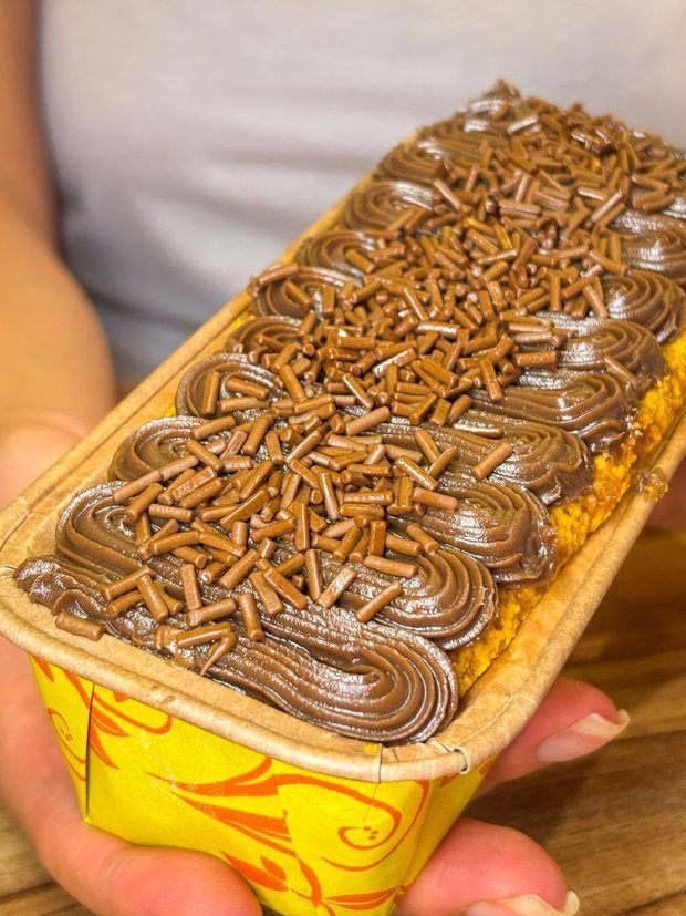 Bolo caseiro com brigadeiro